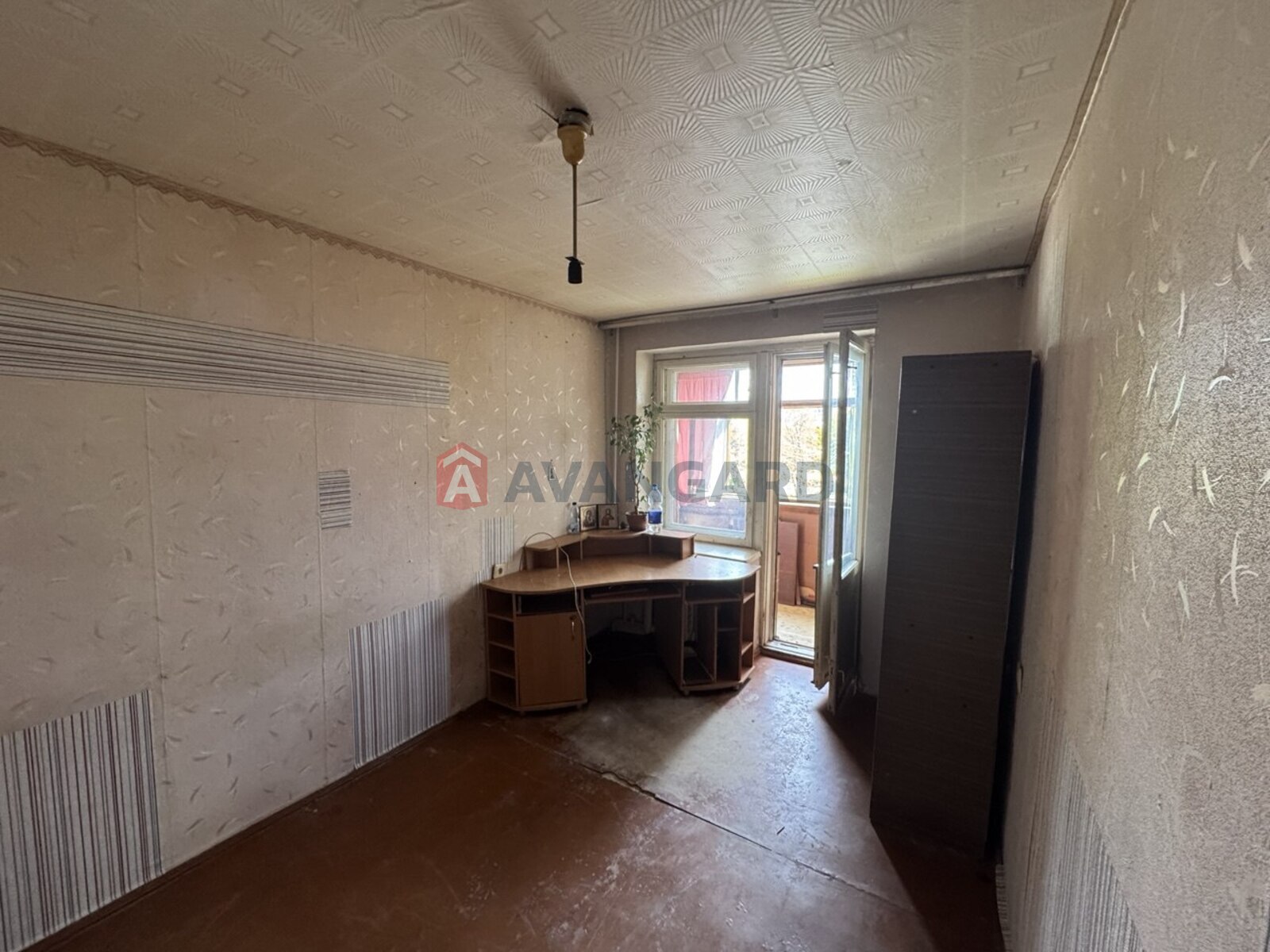 2 ��. ��������, 49/28/8 ��. �., 3/9 ������ ���� 3