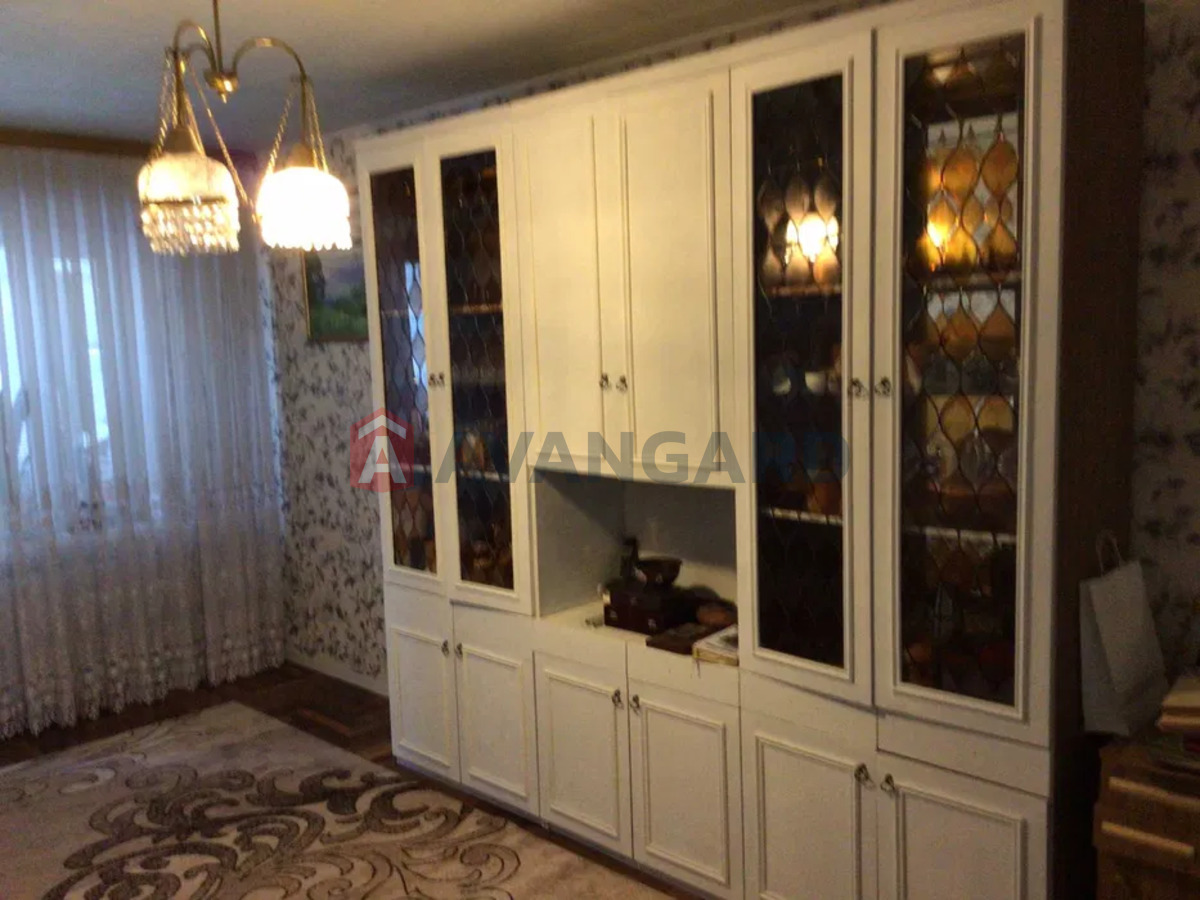 3 . , 67/-/8 . ., 4/9   16