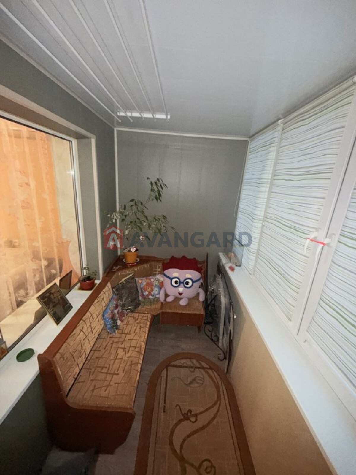 2 ����. ��������, 52/-/9 ��. �., 2/9 ���� ���� 4