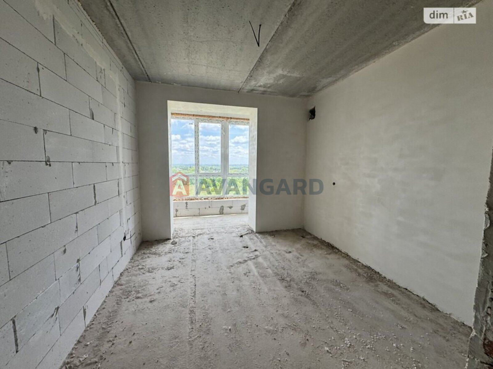 1 ��. ��������, 44/44/16 ��. �., 10/10 ������ ���� 18