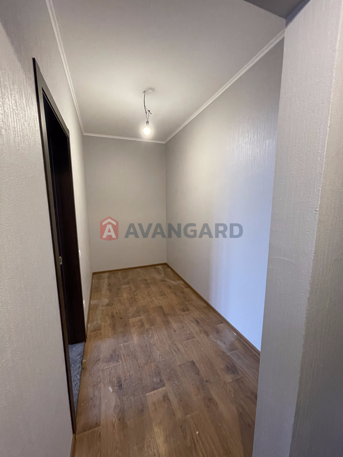 1 ��. ��������, 47/-/12 ��. �., 23/25 ������ ���� 15