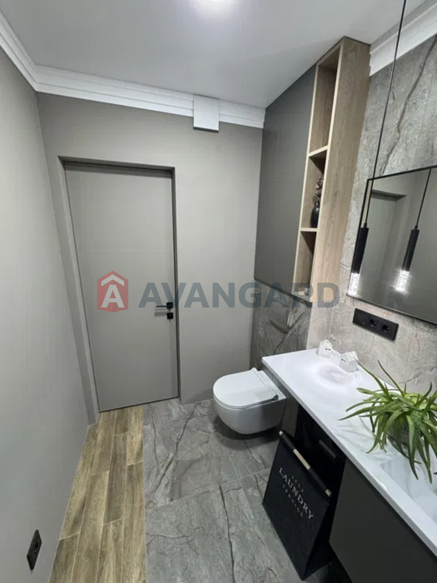 1 ��. ��������, 44/-/12 ��. �., 9/9 ������ ���� 14