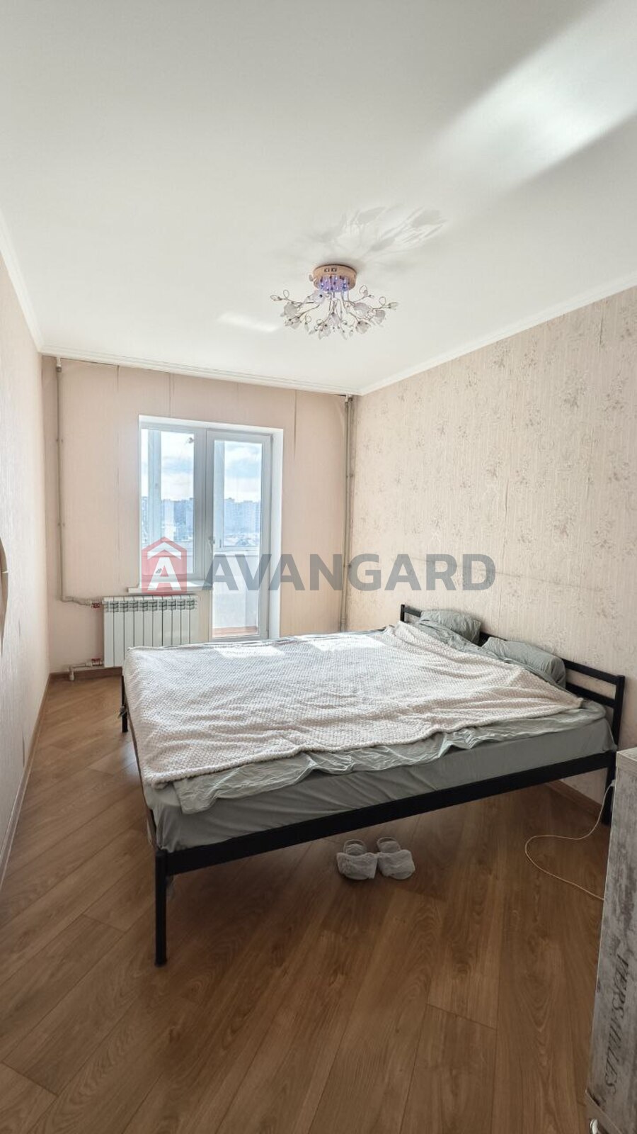 3 ����. ��������, 62/-/30 ��. �., 7/10 ���� ���� 7