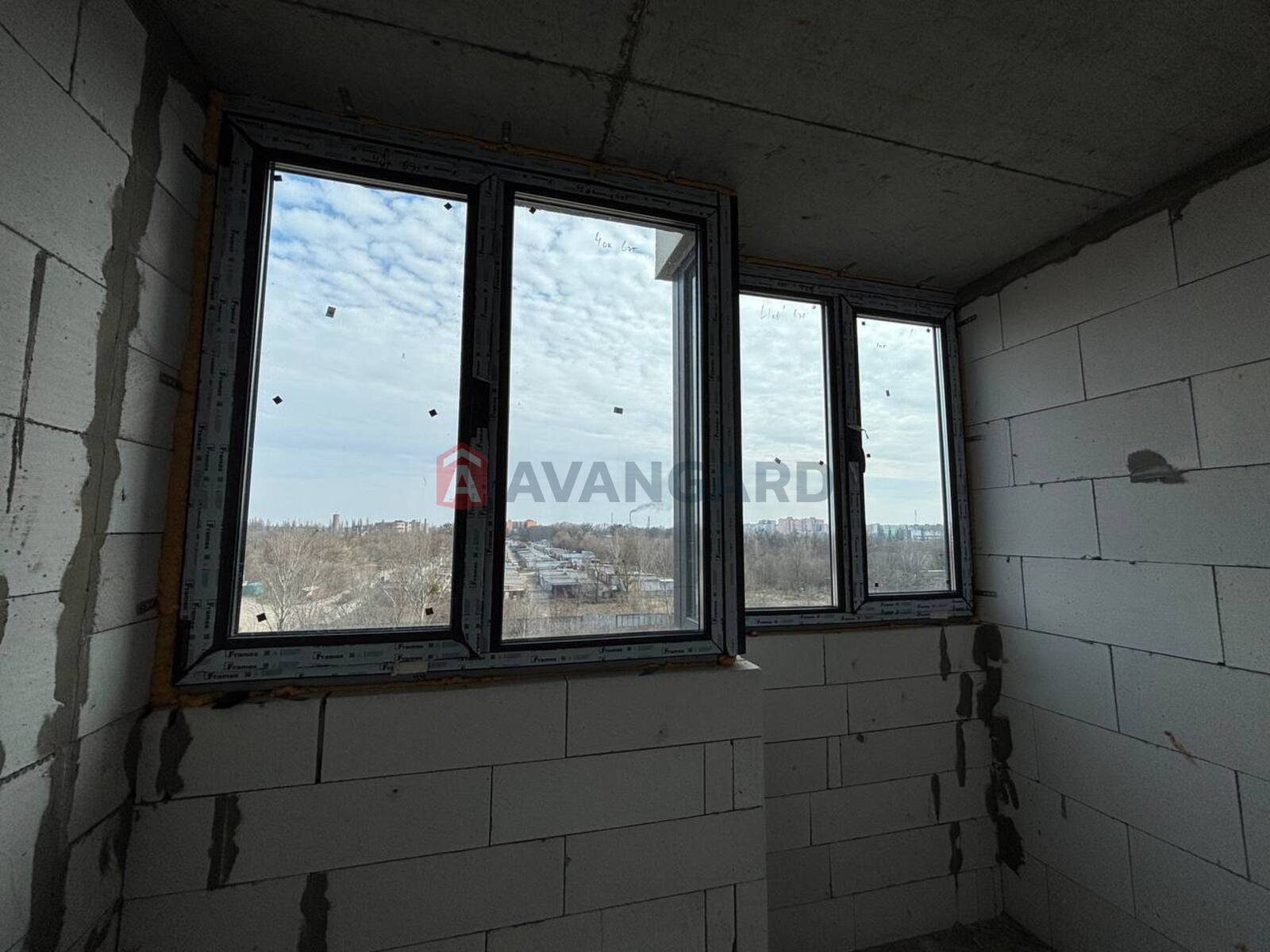 1 ��. ��������, 44/-/14 ��. �., 6/9 ������ ���� 11