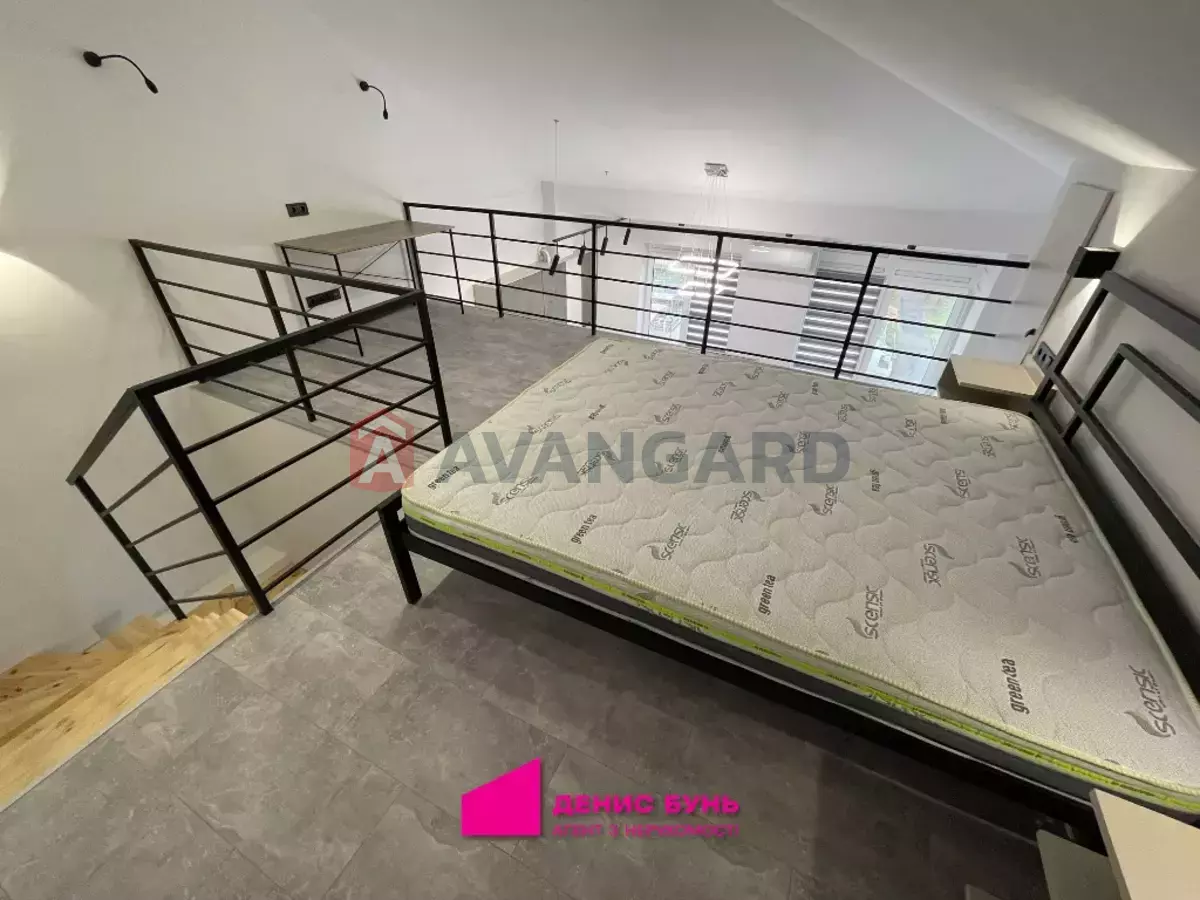 1 ��. ��������, 63/-/- ��. �., 5/5 ������ ���� 21