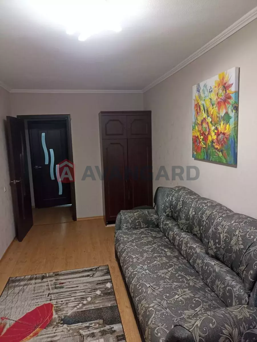 3 ����. ��������, 59/45/6 ��. �., 1/5 ���� ���� 3