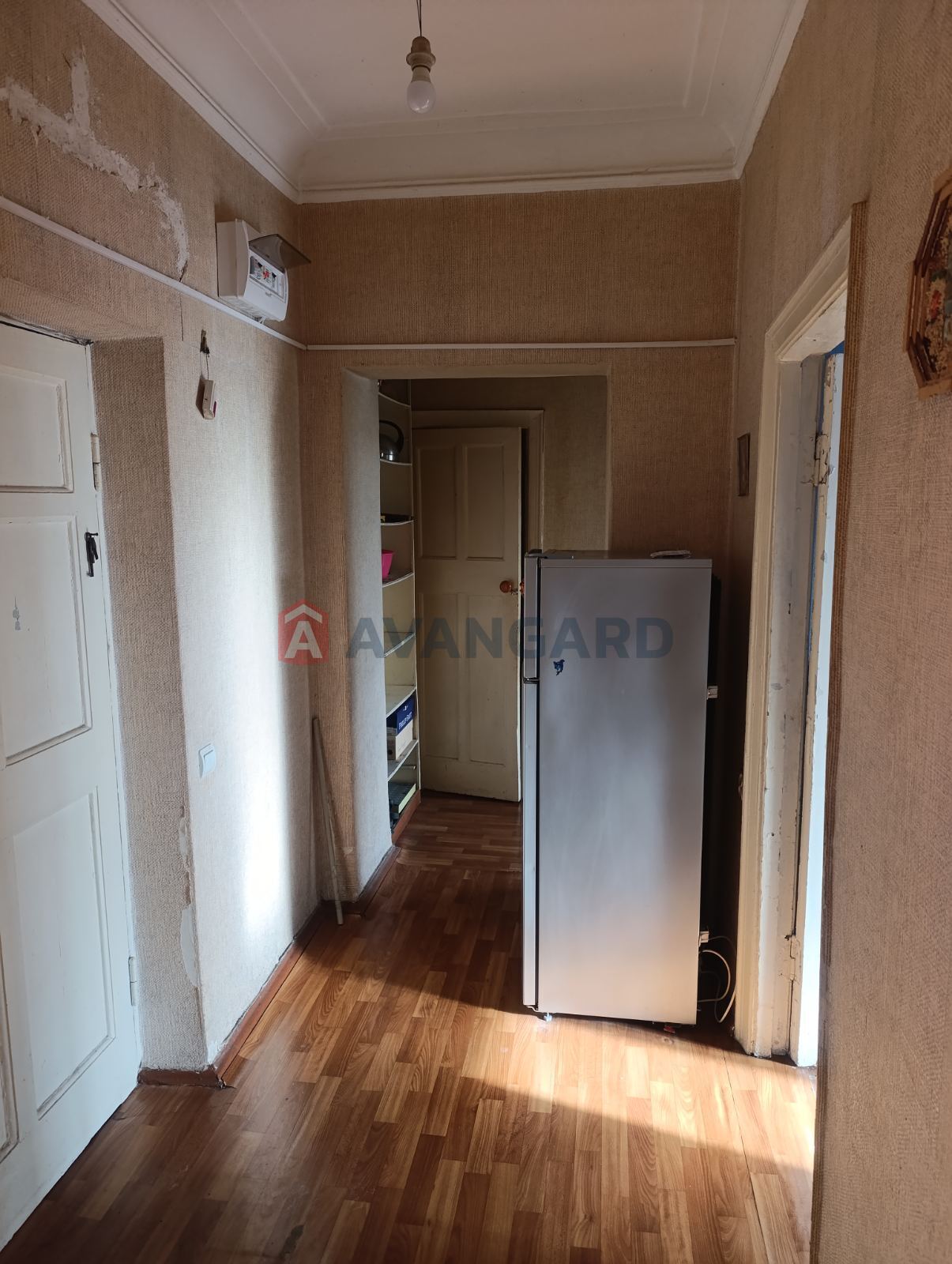 2 ��. ��������, 42/-/6 ��. �., 2/3 ������ ���� 4