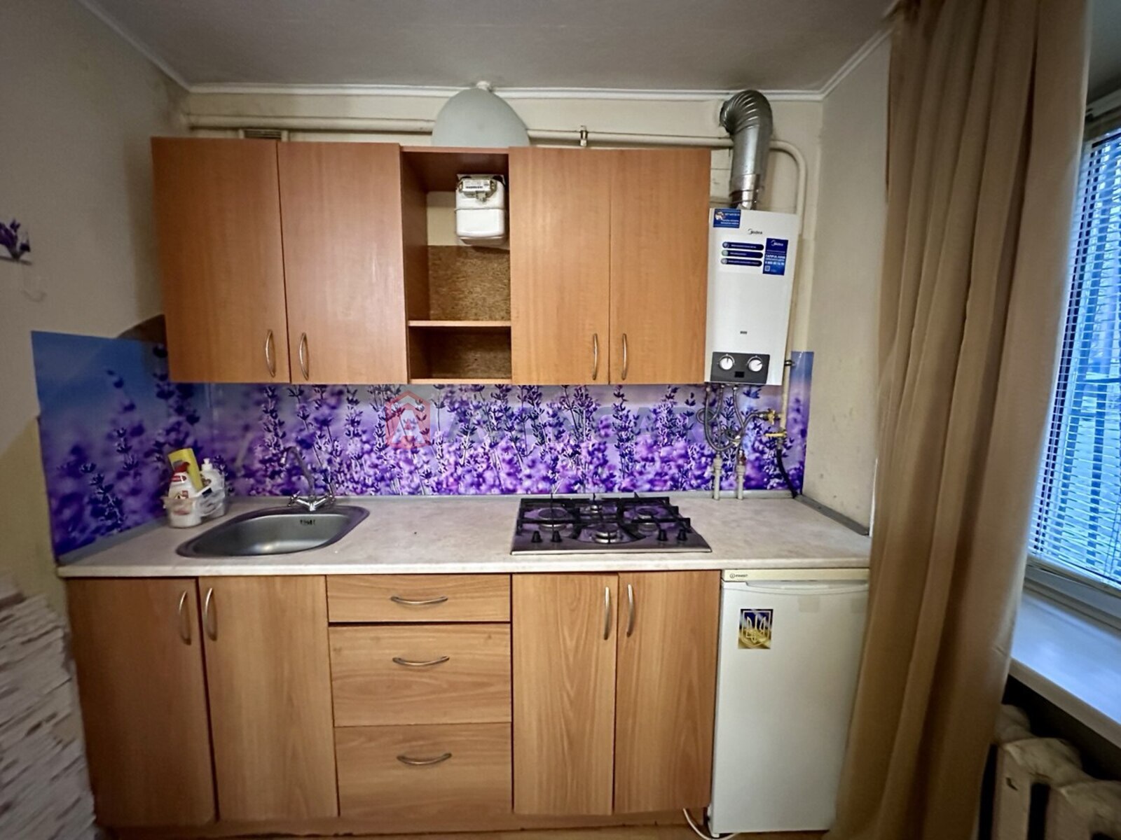 2 ��. ��������, 44,9/27,5/6,3 ��. �., 1/5 ������ ���� 7