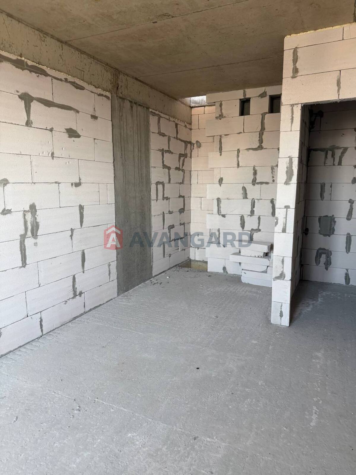 1 ����. ��������, 52,46/15,04/19 ��. �., 5/9 ���� ���� 5