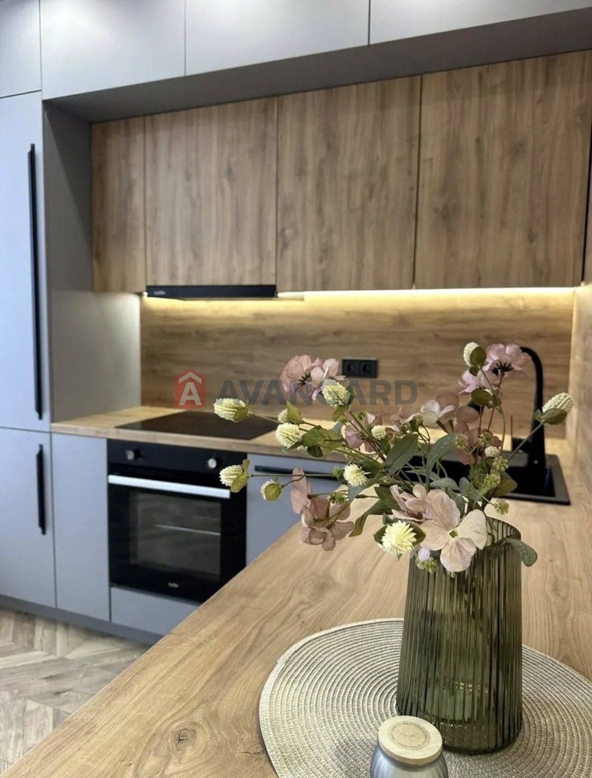 1 ����. ��������, 35/13/16 ��. �., 4/4 ���� ���� 9