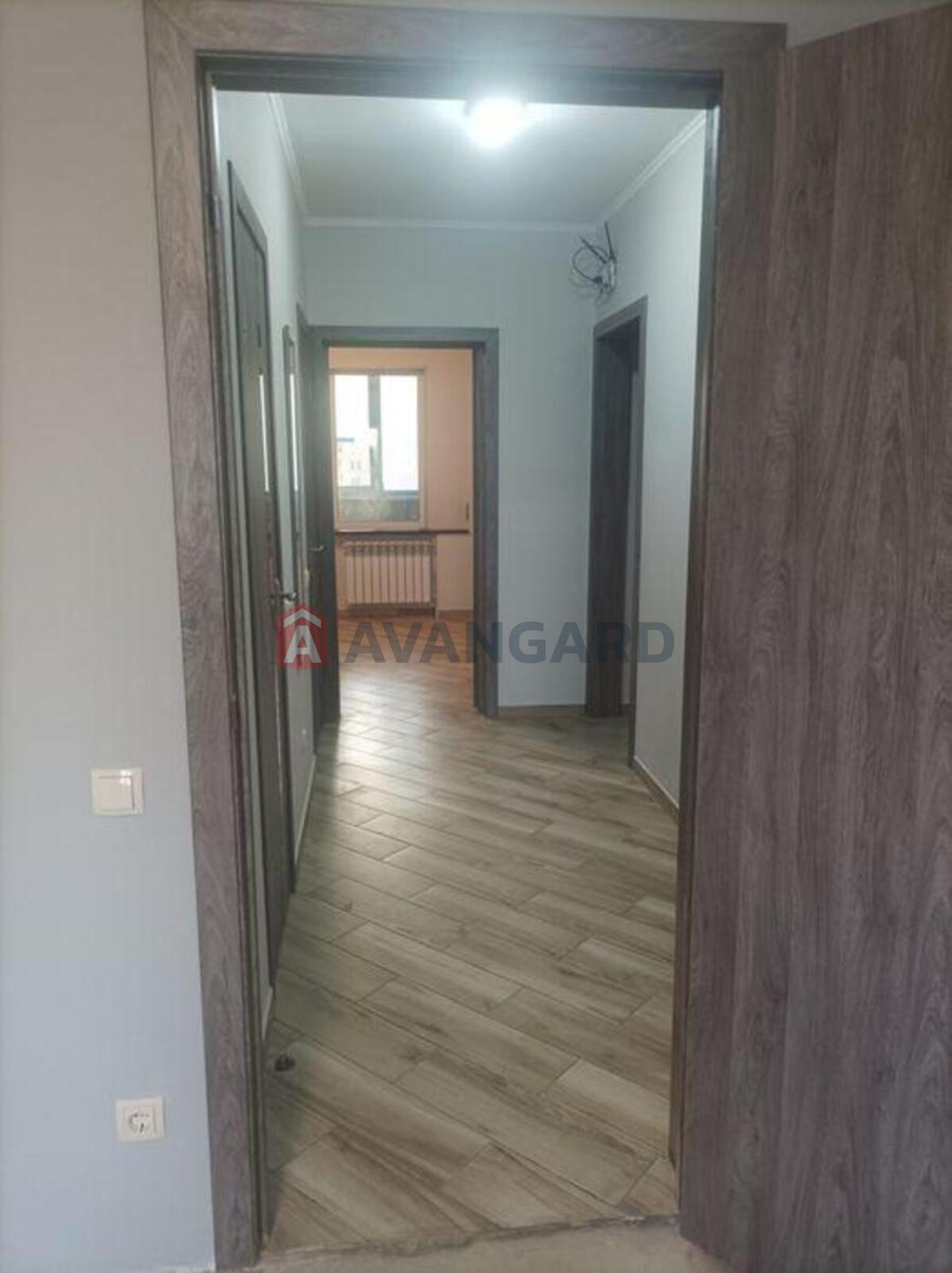 2 ��. ��������, 63/-/4 ��. �., 8/22 ������ ���� 2