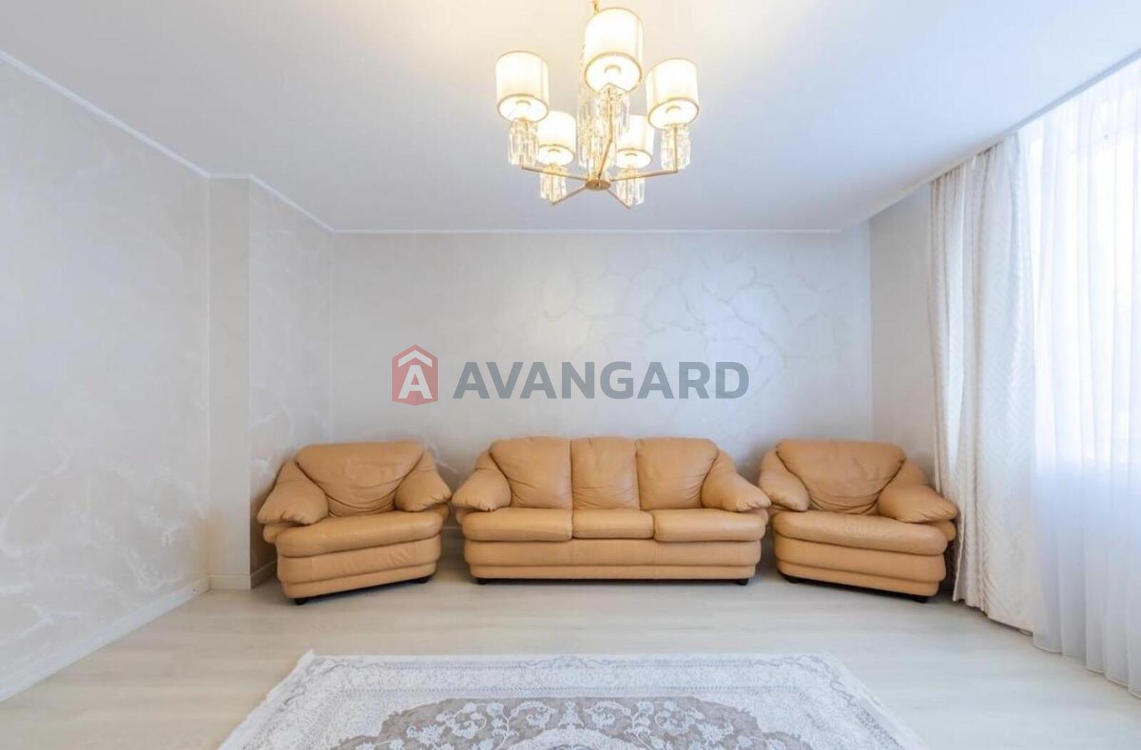 4 ����. ��������, 95/65/20 ��. �., 5/6 ���� ���� 17