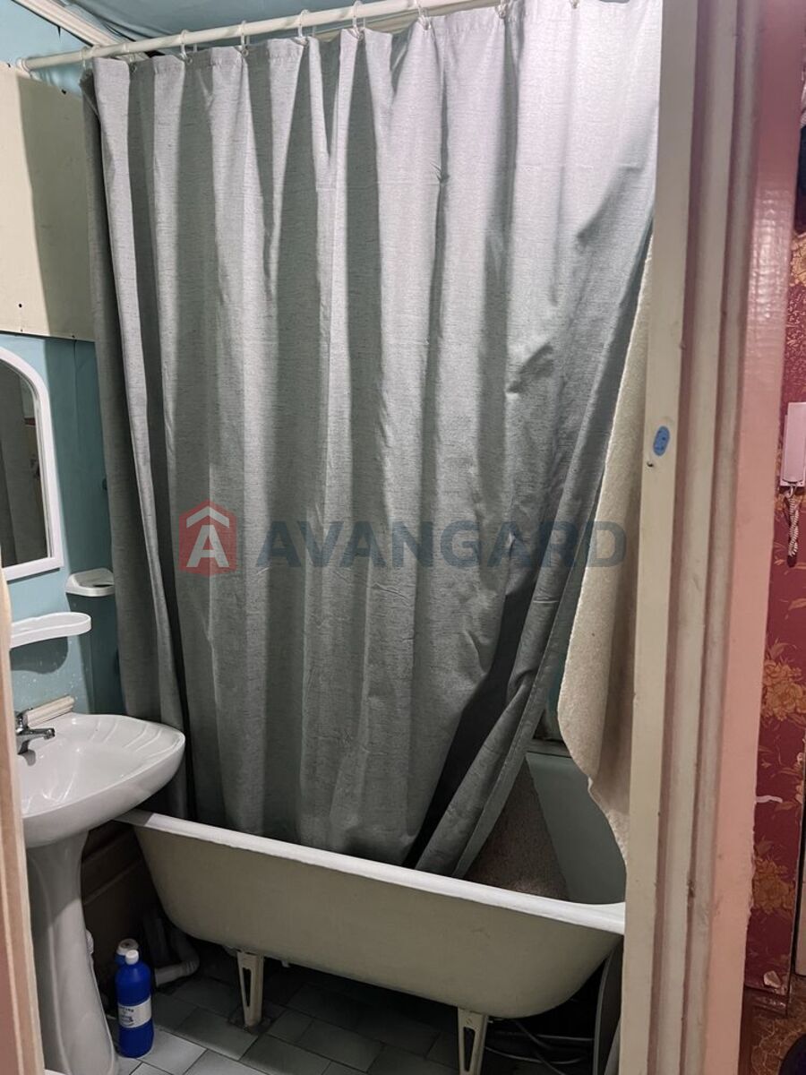 2 ��. ��������, 46/-/7 ��. �., 4/5 ������ ���� 5