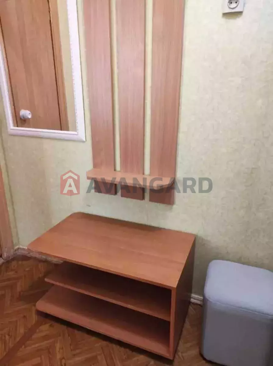 1 ����. ��������, 33/-/6 ��. �., 2/5 ���� ���� 12