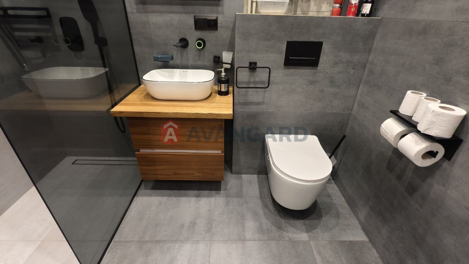 2 ��. ��������, 52/-/18 ��. �., 5/5 ������ ���� 11