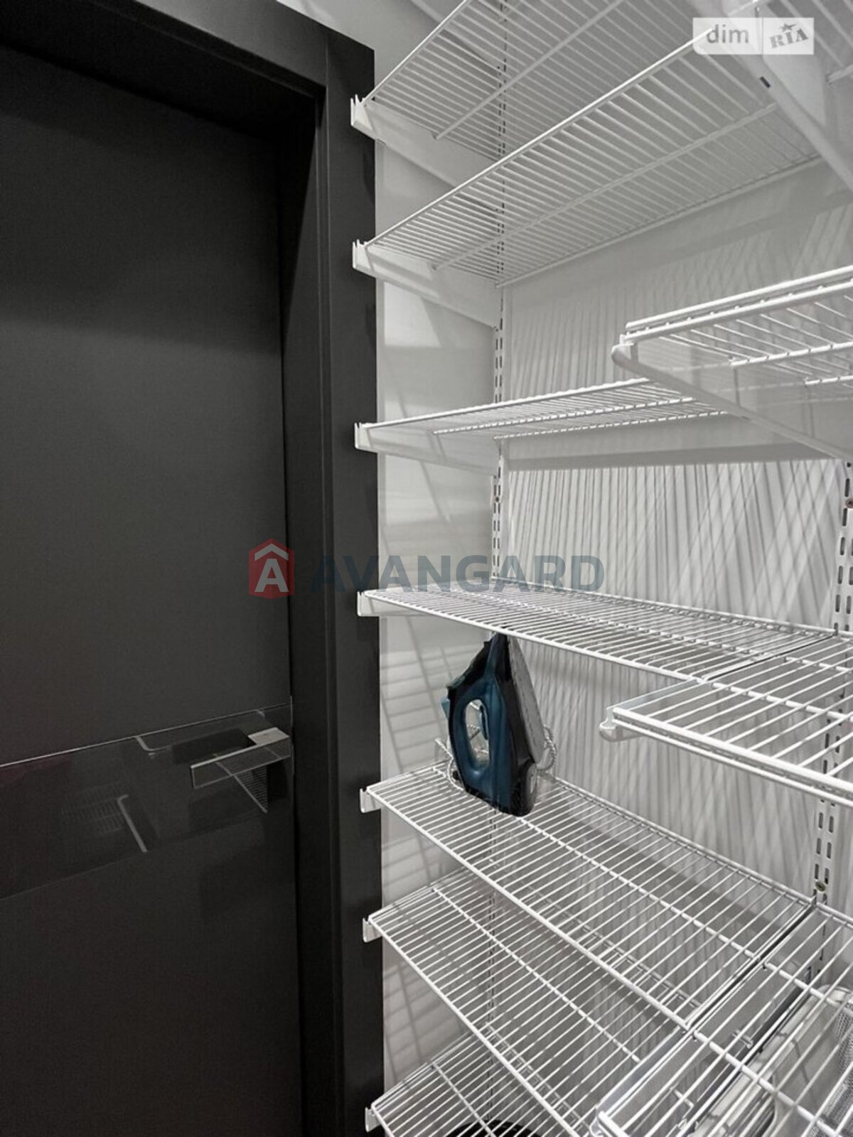 2 ����. ��������, 71/48/- ��. �., 5/6 ���� ���� 17