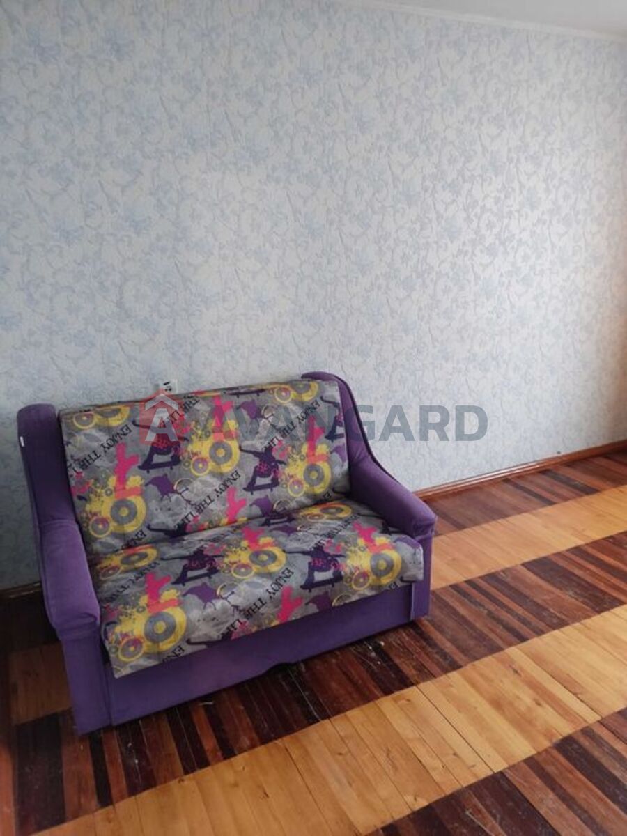 3 . , 67/-/7 . ., 5/10   7