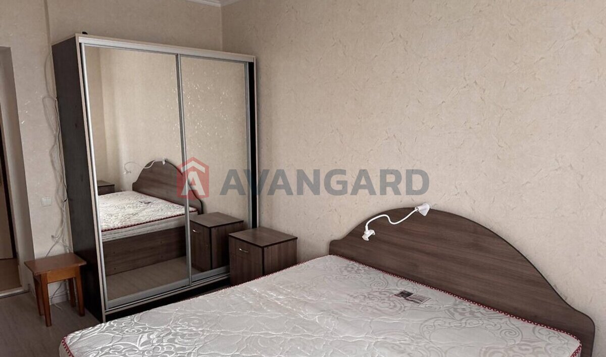 2 ����. ��������, 57/28/10 ��. �., 10/10 ���� ���� 4