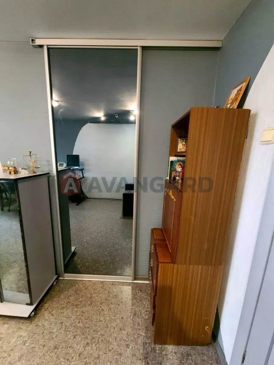 3 ����. ��������, 75/-/9 ��. �., 9/16 ���� ���� 12