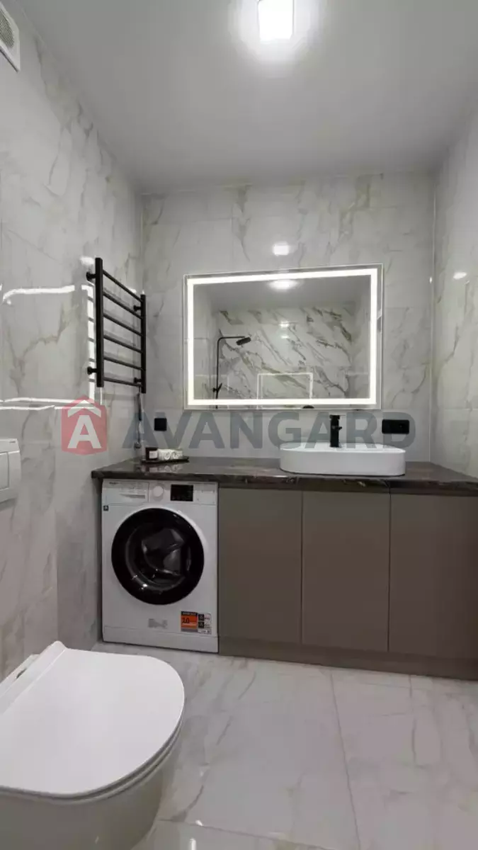 1 ��. ��������, 44/-/12 ��. �., 9/10 ������ ���� 10