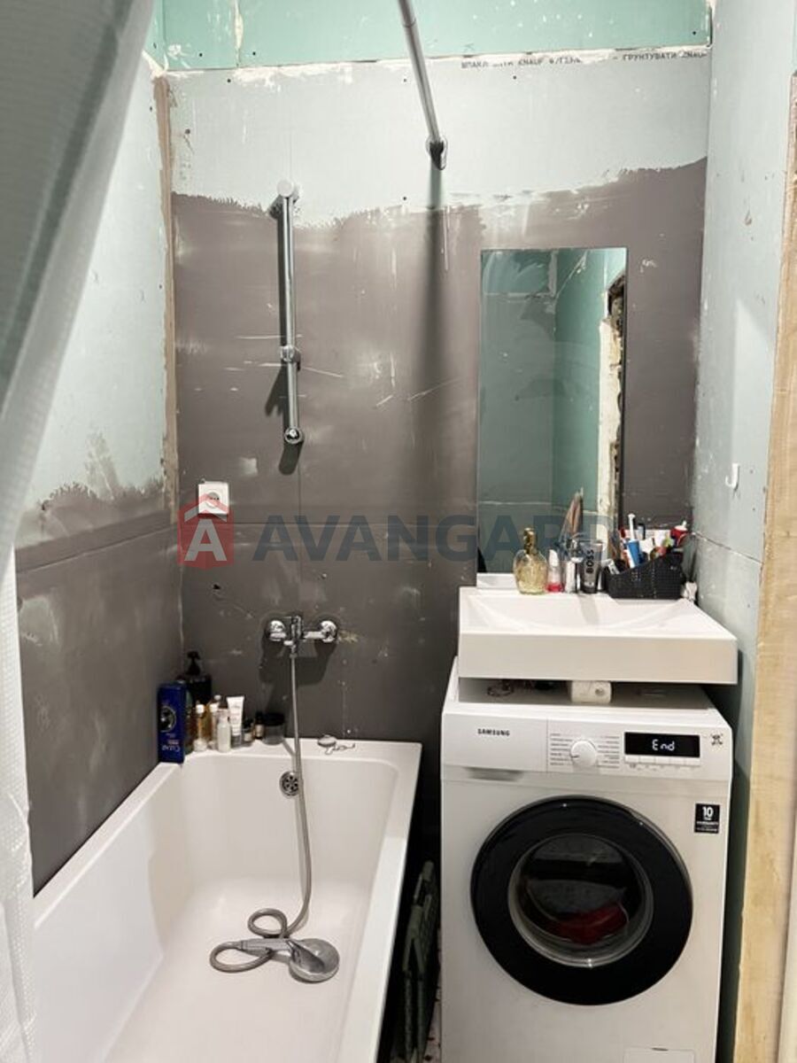 2 ��. ��������, 50/-/6 ��. �., 2/2 ������ ���� 9