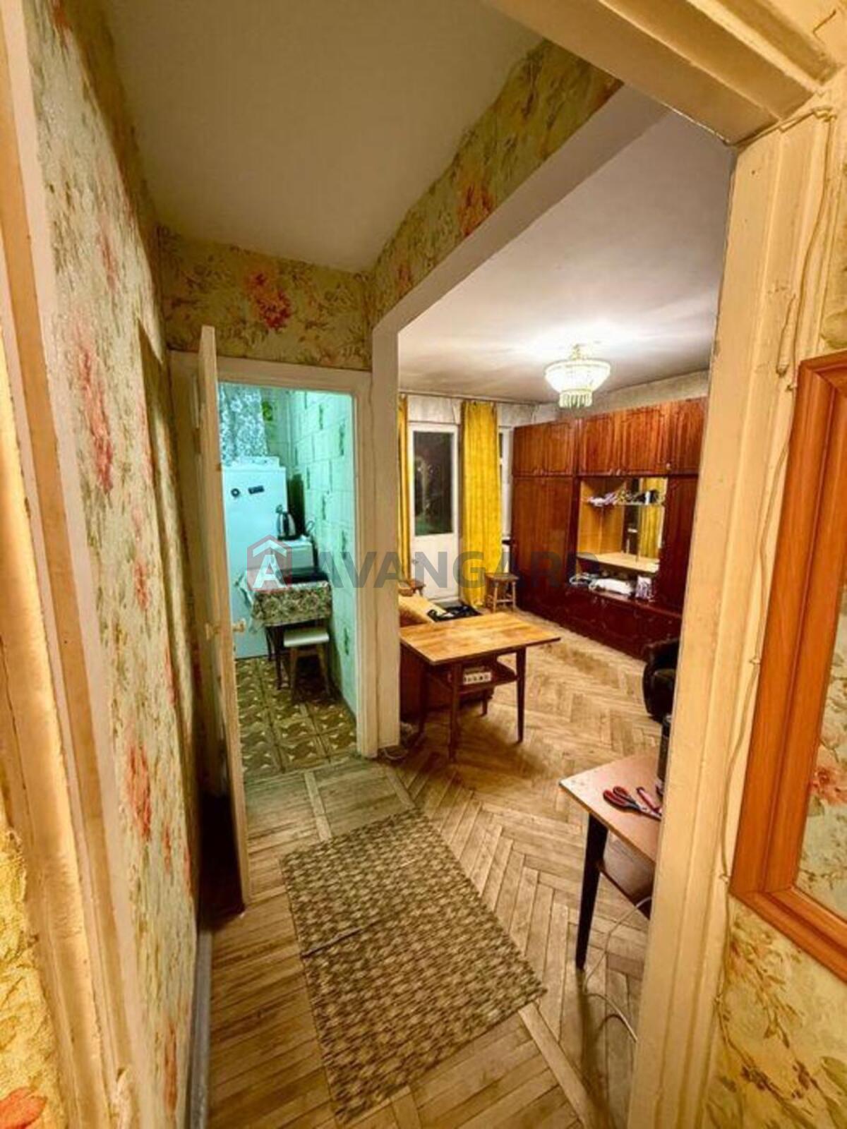 1 ��. ��������, 31/-/5 ��. �., 2/5 ������ ���� 3