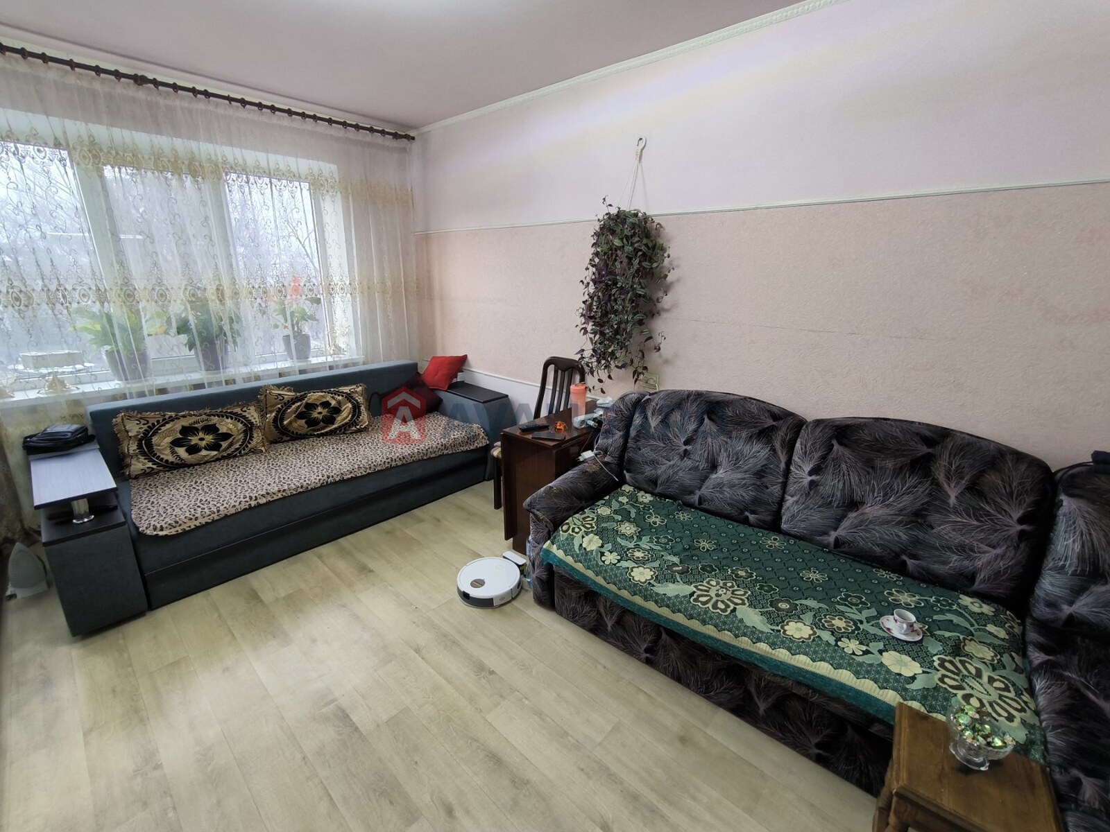 4 ��. ��������, 76/51/7 ��. �., 5/9 ������ ���� 3