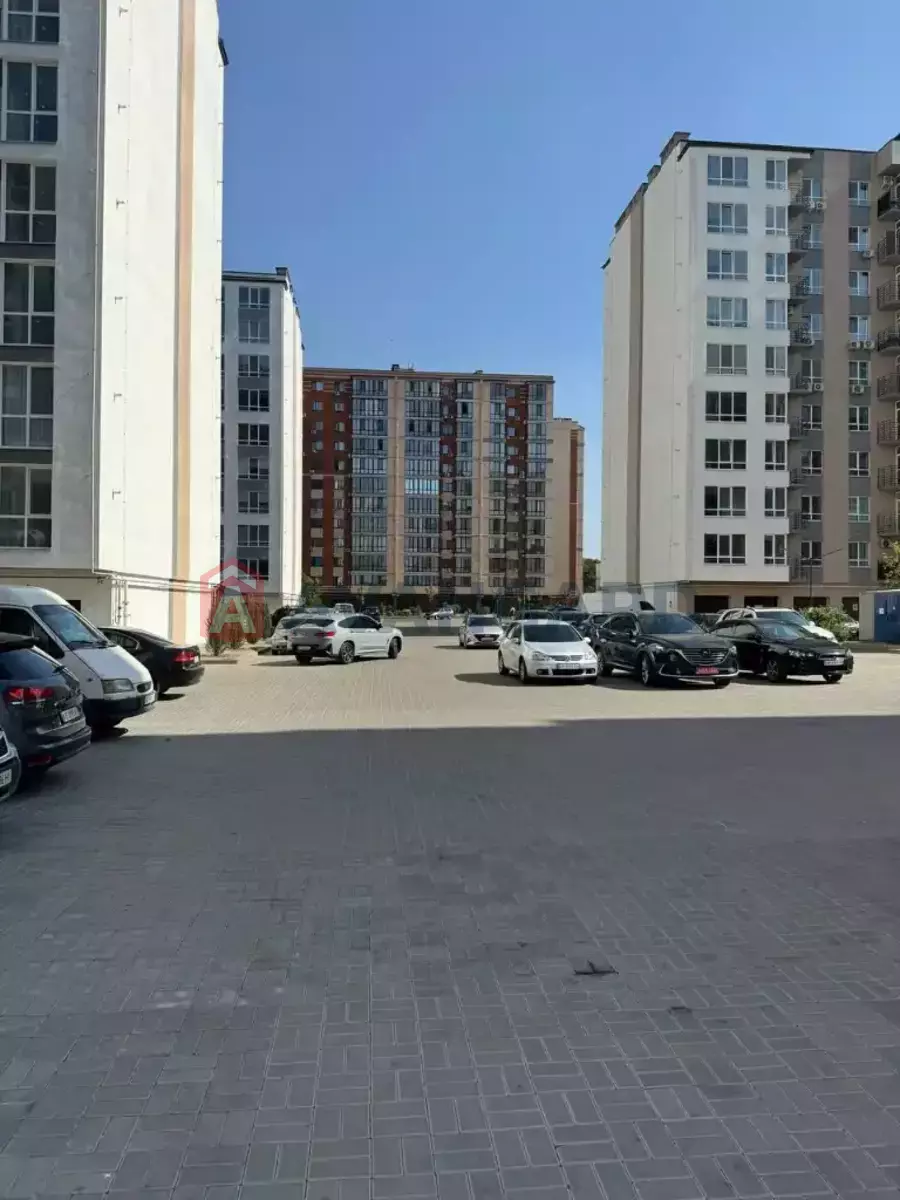 1 ��. ��������, 46/15/15 ��. �., 7/9 ������ ���� 4