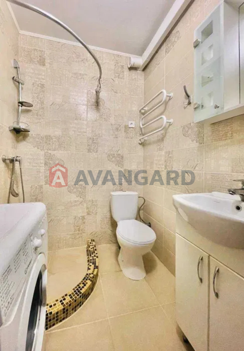 1 ����. ��������, 23/-/5 ��. �., 1/16 ���� ���� 8