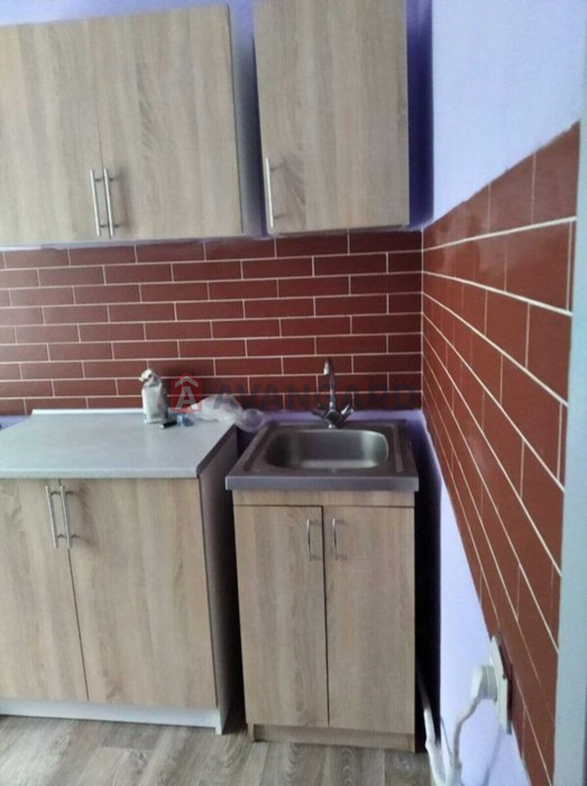 2 ��. ��������, 47/-/7 ��. �., 2/9 ������ ���� 2