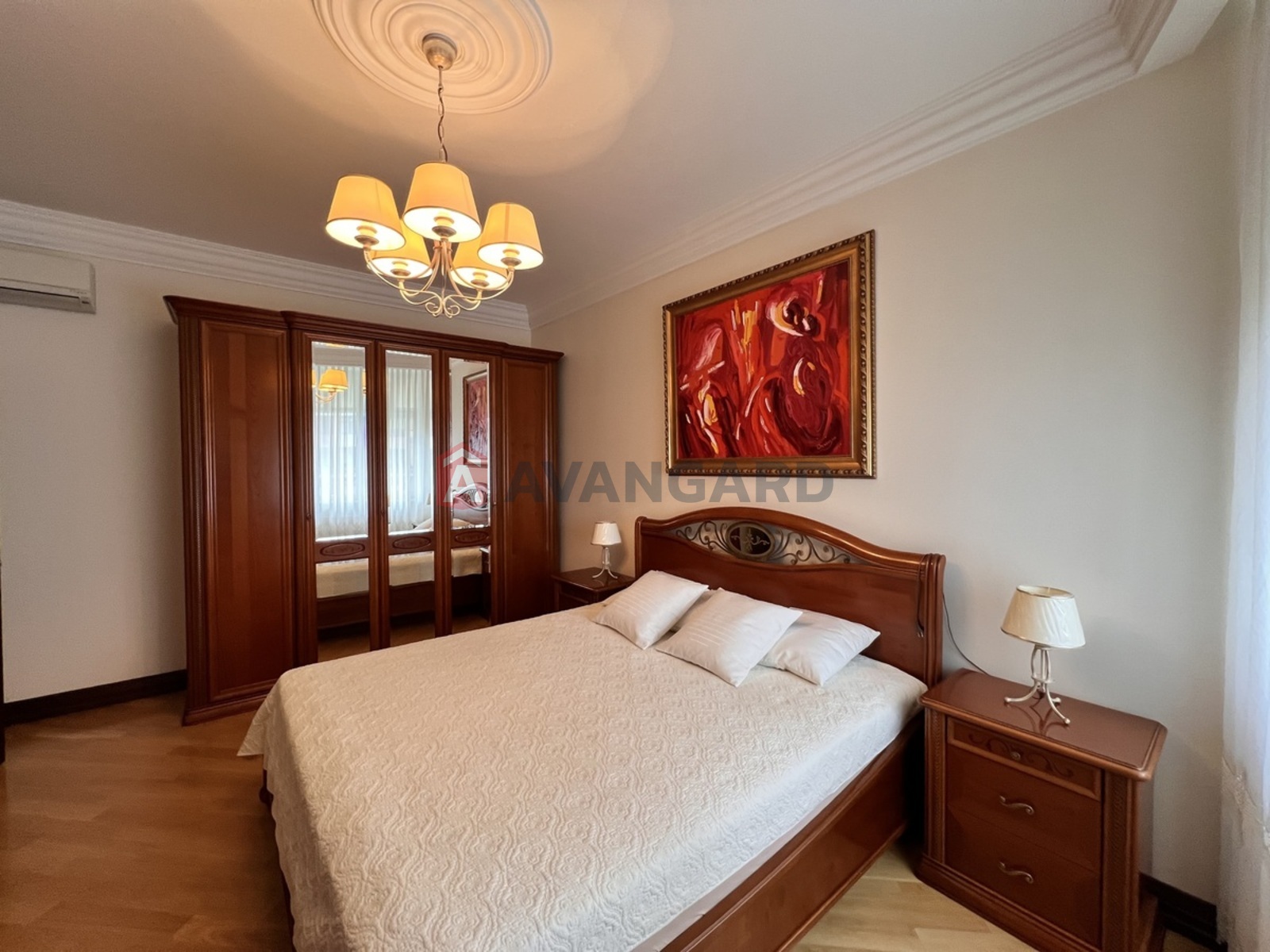 4 ��. ��������, 150/70/18 ��. �., 15/25 ������ ���� 21