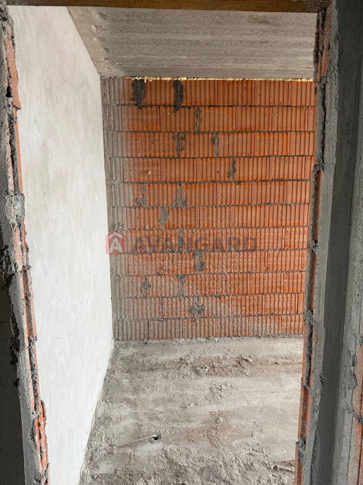 2 ����. ��������, 73/40/15 ��. �., 8/11 ���� ���� 10