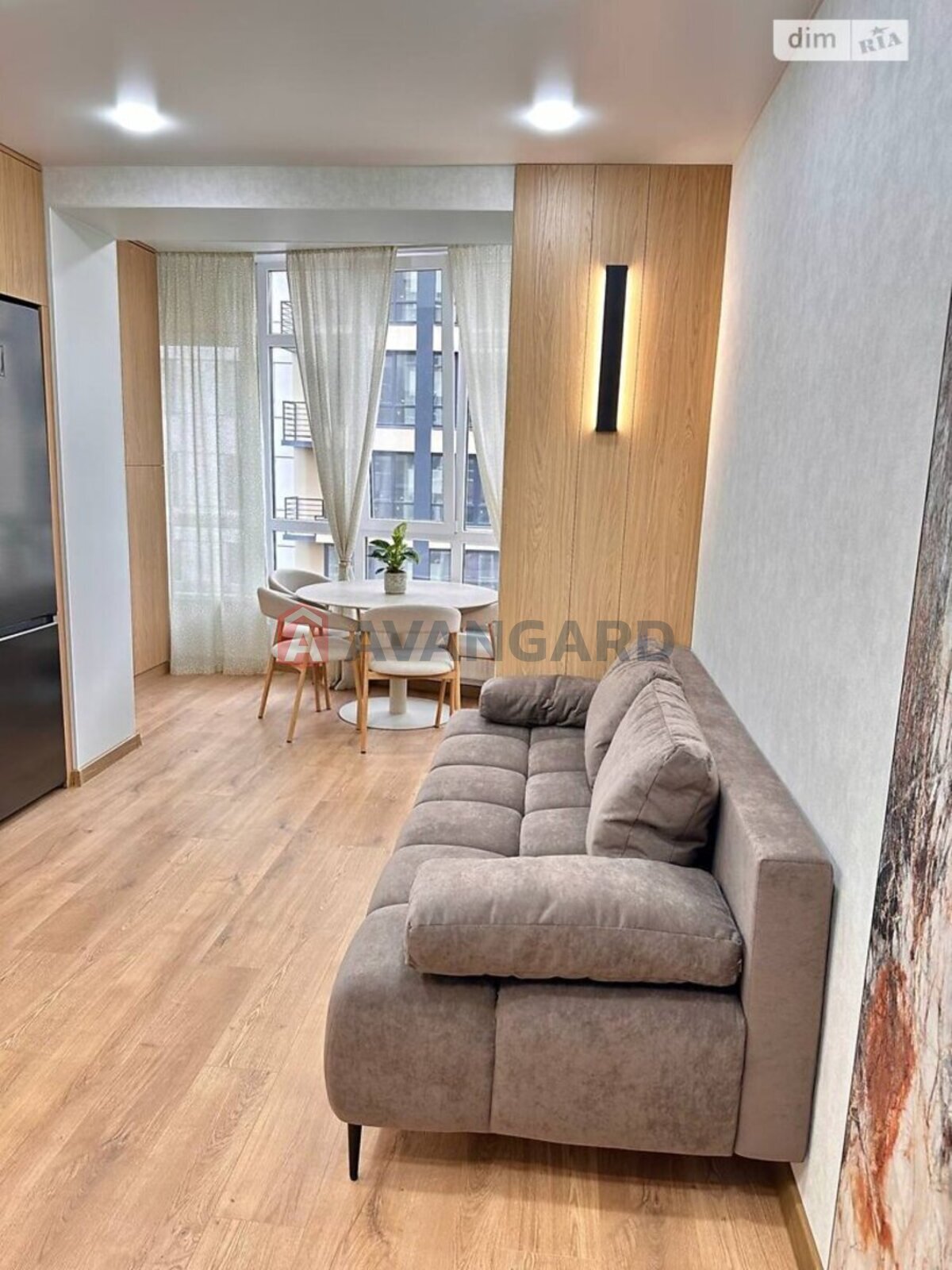 2 ��. ��������, 74/-/- ��. �., 5/11 ������ ���� 2