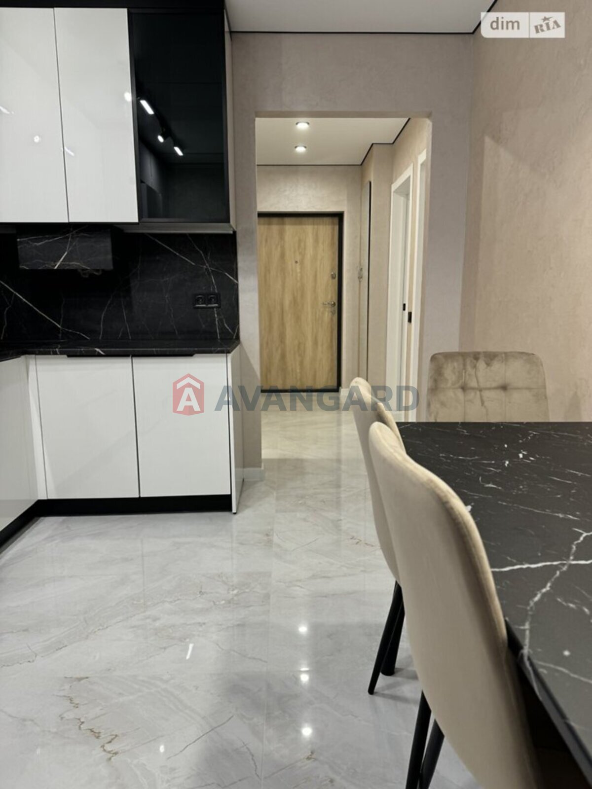 1 . , 44/-/- . ., 8/9   8