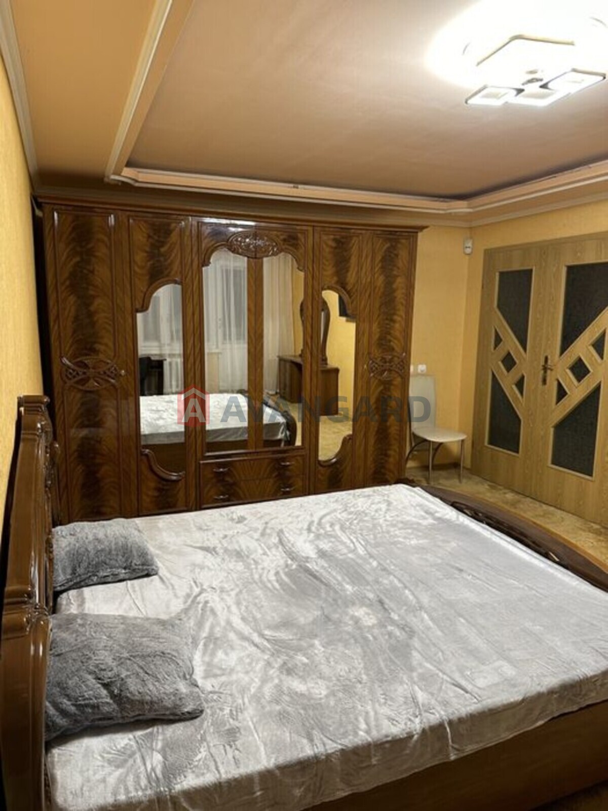 1 ����. ��������, 38/-/8 ��. �., 3/9 ���� ���� 6