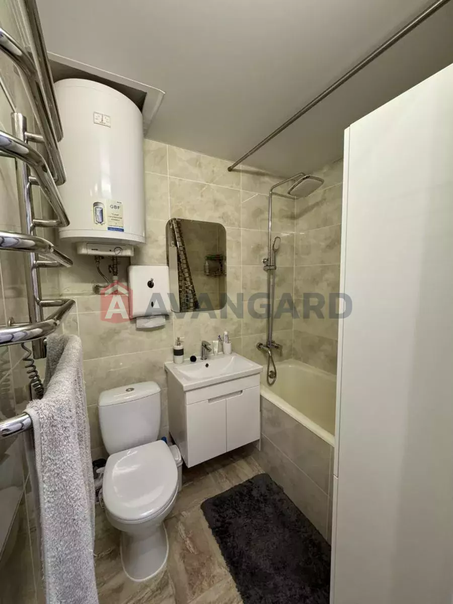 1 ��. ��������, 40/-/7 ��. �., 8/12 ������ ���� 2