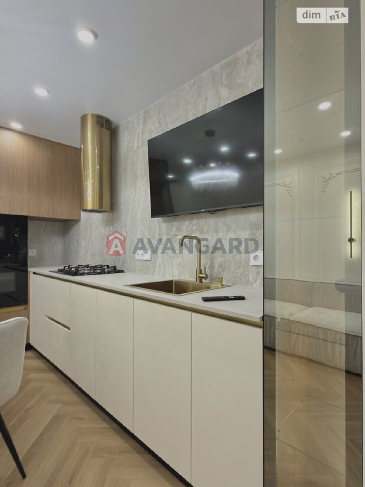 1 ����. ��������, 48/-/8 ��. �., 5/12 ���� ���� 12