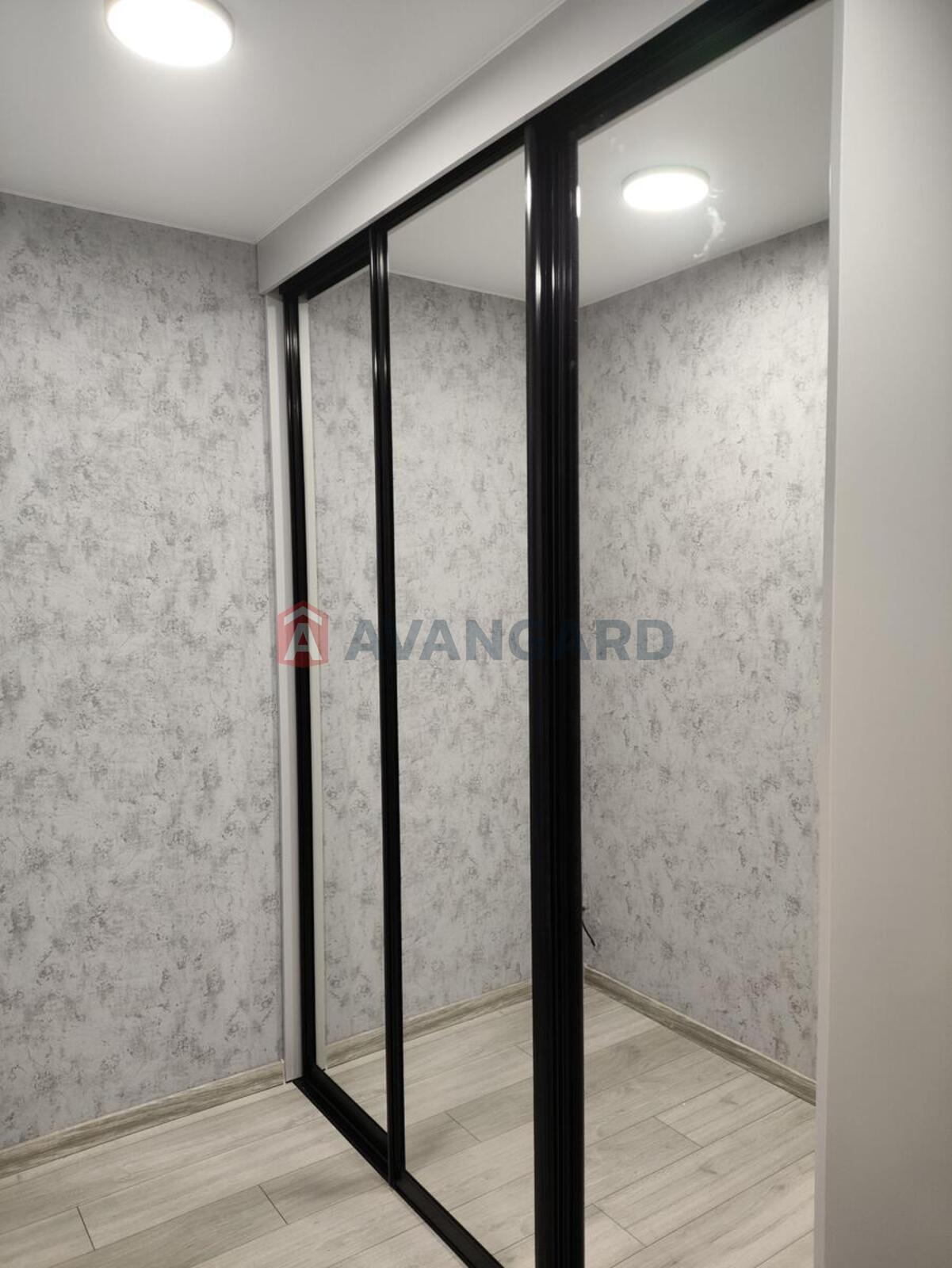 1 ��. ��������, 37/-/9 ��. �., 3/4 ������ ���� 7