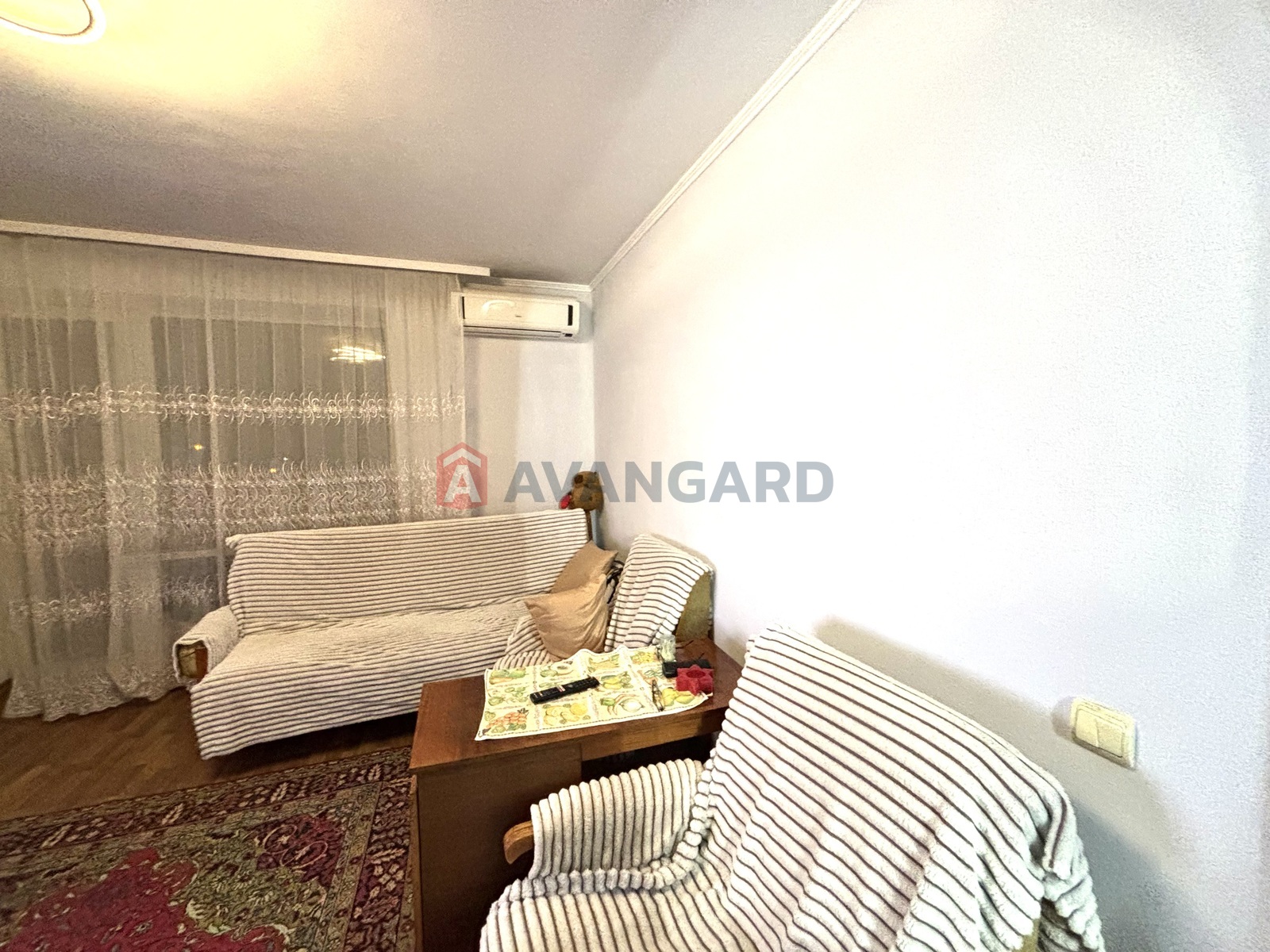 3 ����. ��������, 64,6/-/7 ��. �., 5/9 ���� ���� 4