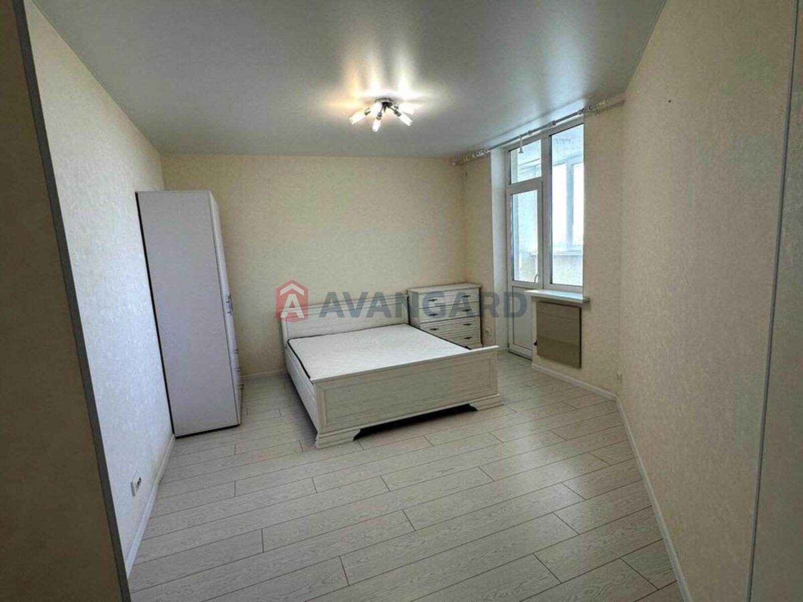 1 ��. ��������, 59/-/11 ��. �., 27/27 ������ ���� 15