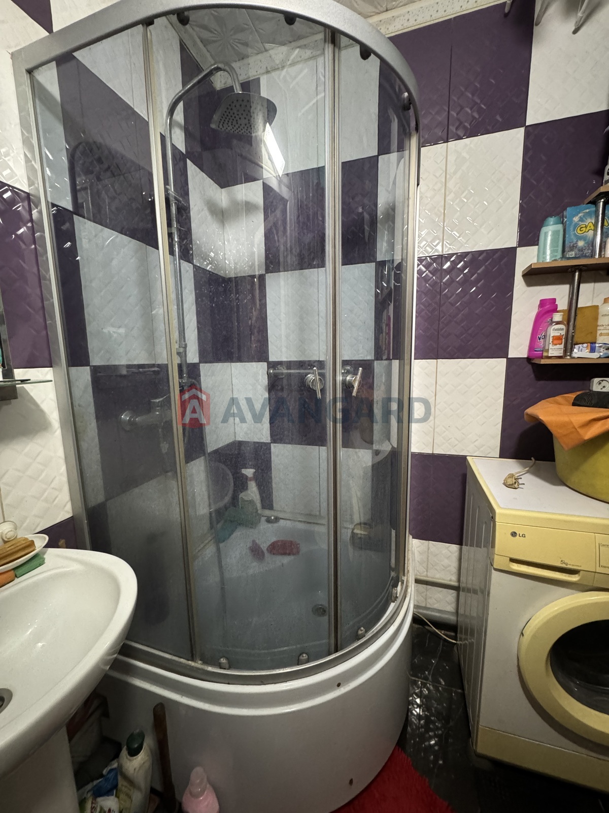 2 ����. ��������, 53,4/30,7/7,8 ��. �., 2/10 ���� ���� 11