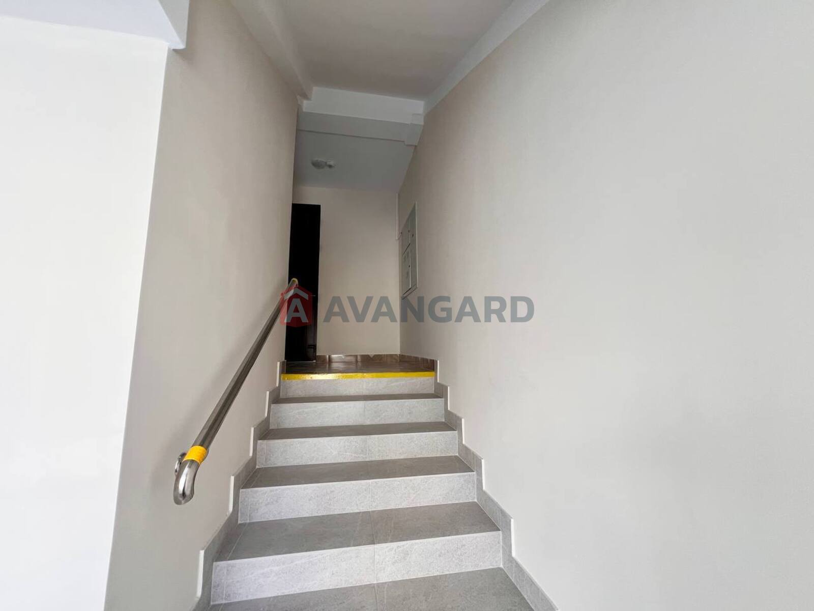 2 ��. ��������, 63,9/41/11.5 ��. �., 4/9 ������ ���� 7