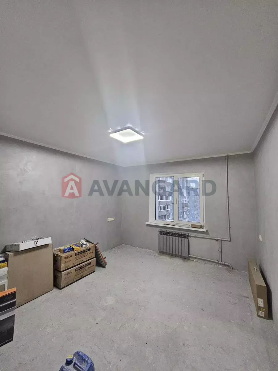 2 ����. ��������, 53/33/8 ��. �., 8/9 ���� ���� 12