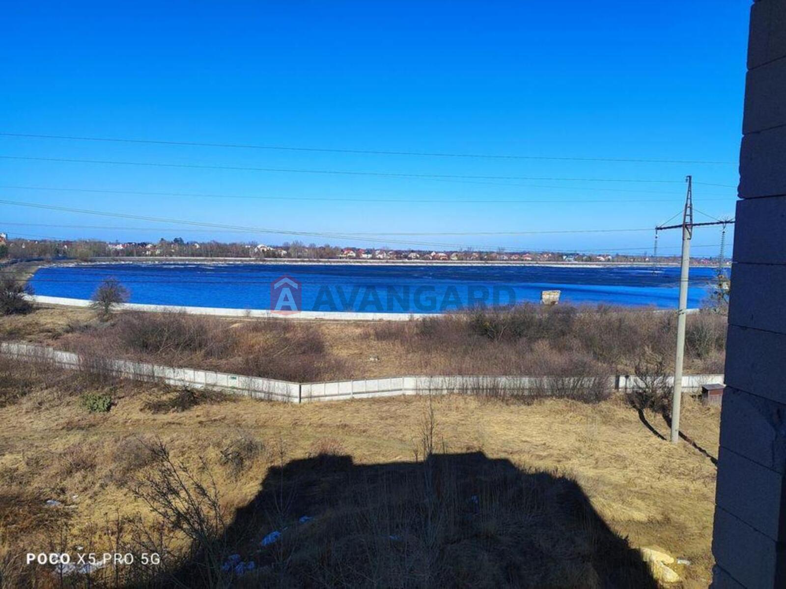 1 ��. ��������, 44/-/8 ��. �., 6/10 ������ ���� 1