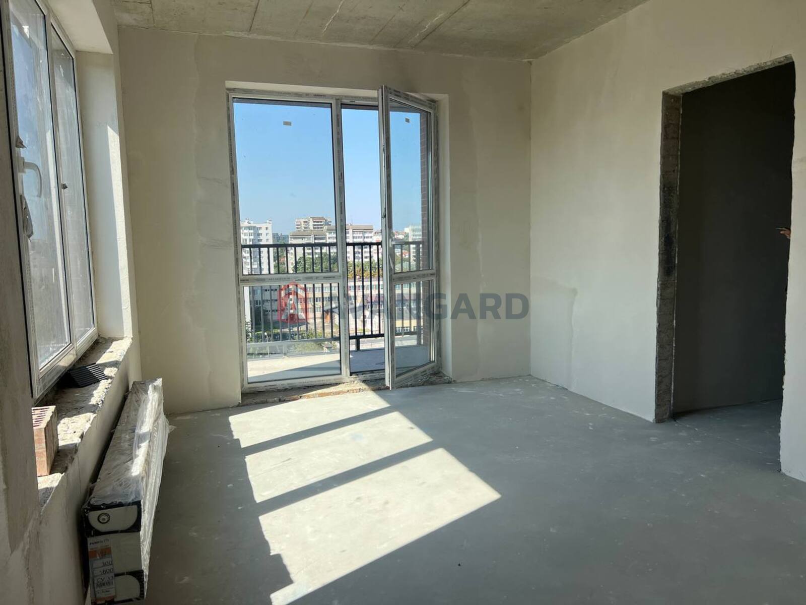 1 ��. ��������, 42/-/11 ��. �., 9/9 ������ ���� 8