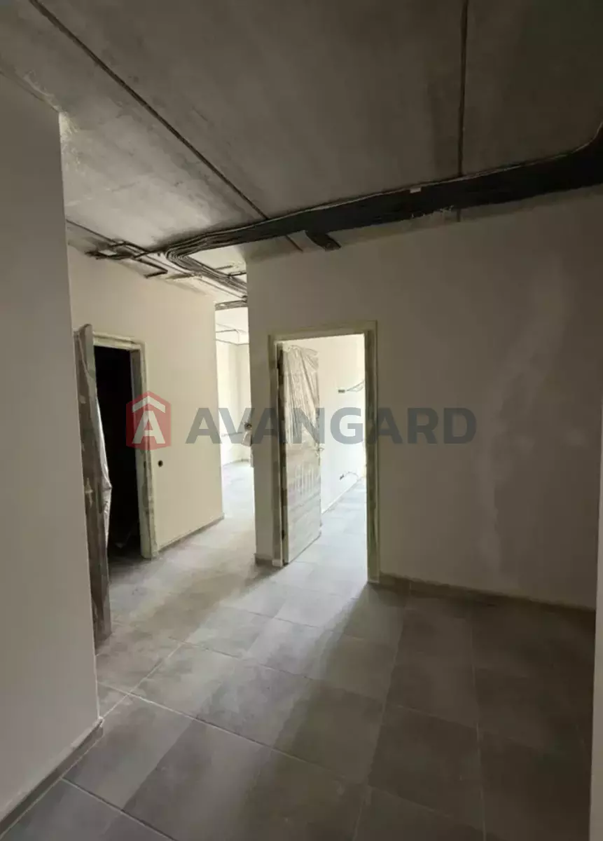 2 ��. ��������, 48/-/- ��. �., 8/10 ������ ���� 7