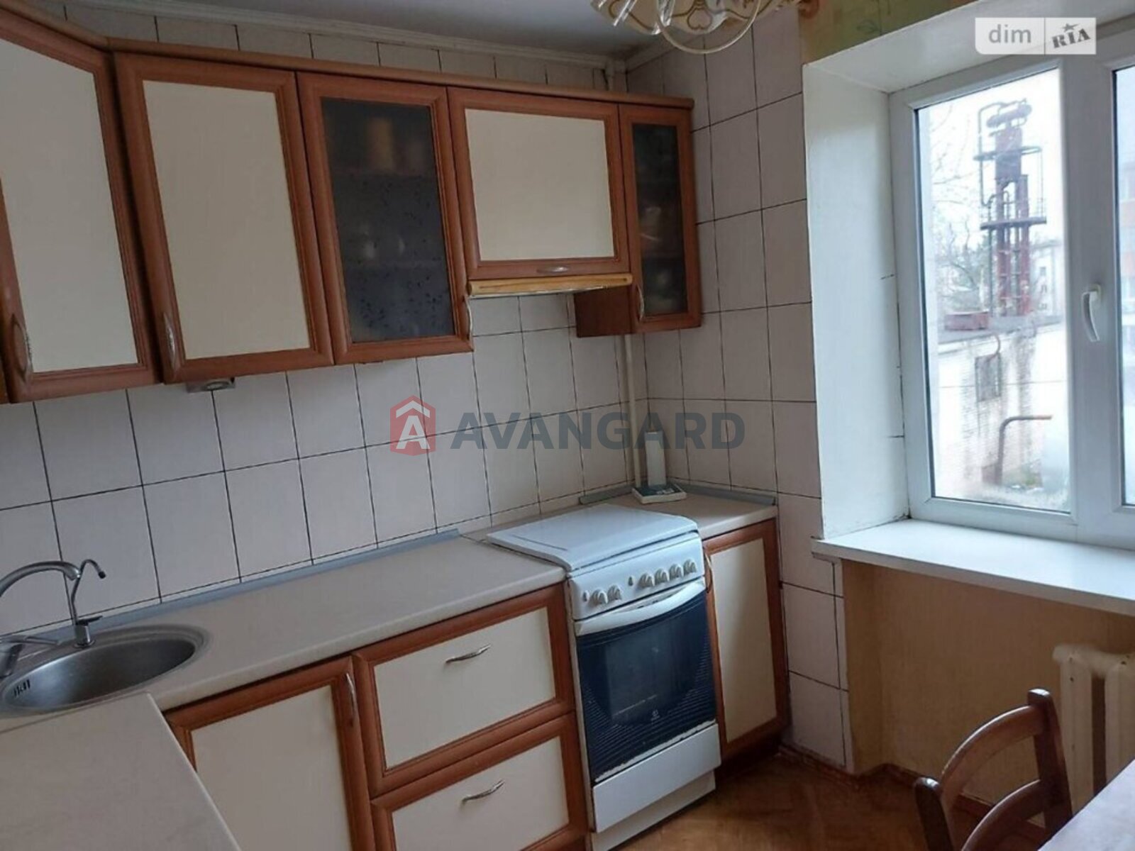 2 ����. ��������, 45/28/6 ��. �., 3/5 ���� ���� 2