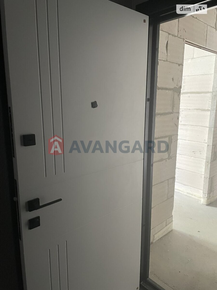 2 ��. ��������, 66/-/- ��. �., 8/8 ������ ���� 3