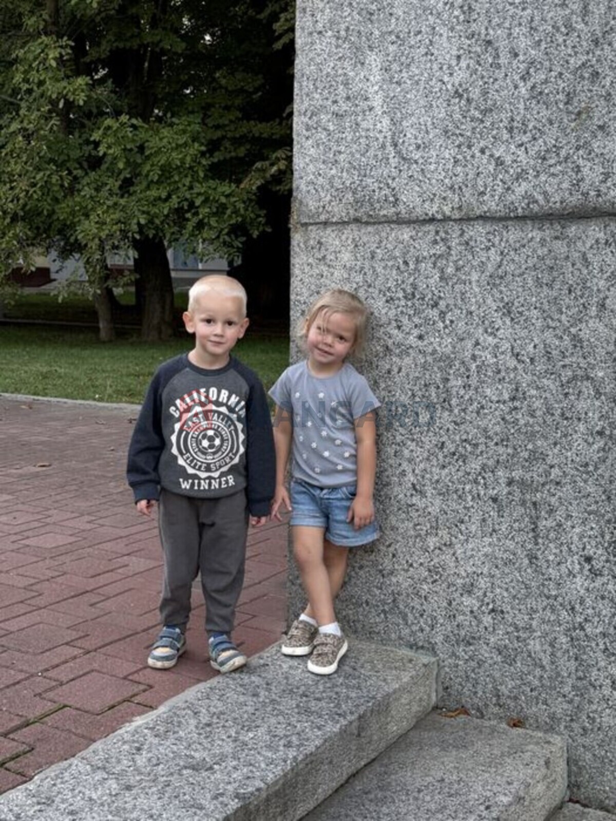 1 . , 43/-/9 . ., 8/10   21