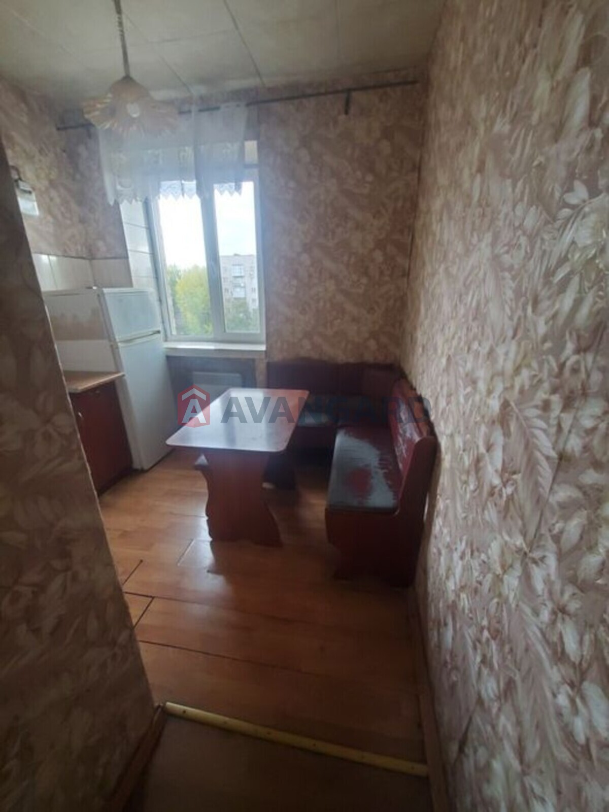 2 . , 45/-/7 . ., 9/9   7